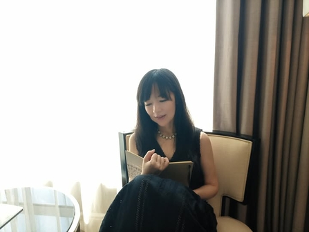 美女オーラが止まらない！普通の美容では手に入らない、人生がまるごと変わる美容気功　